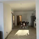 City Lodge Apartment شقة