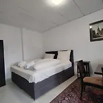 City Lodge Apartment شقة *